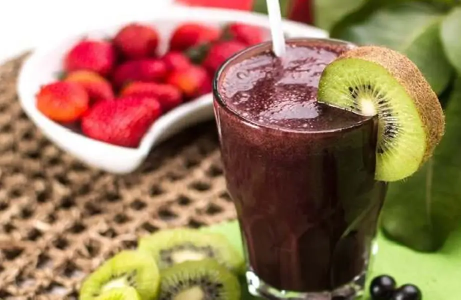 Receita - Sumo de Açaí com Kiwi e Morango - Tribe Açaí